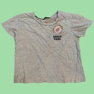 Donut Care Crop tee size medium